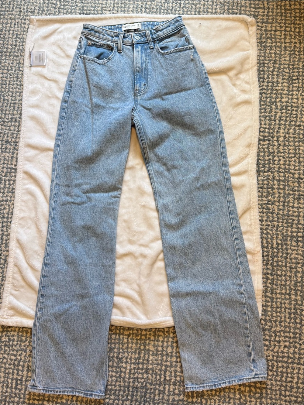 Abercrombie 90’s Relaxed Jean High Rise - Curve Love